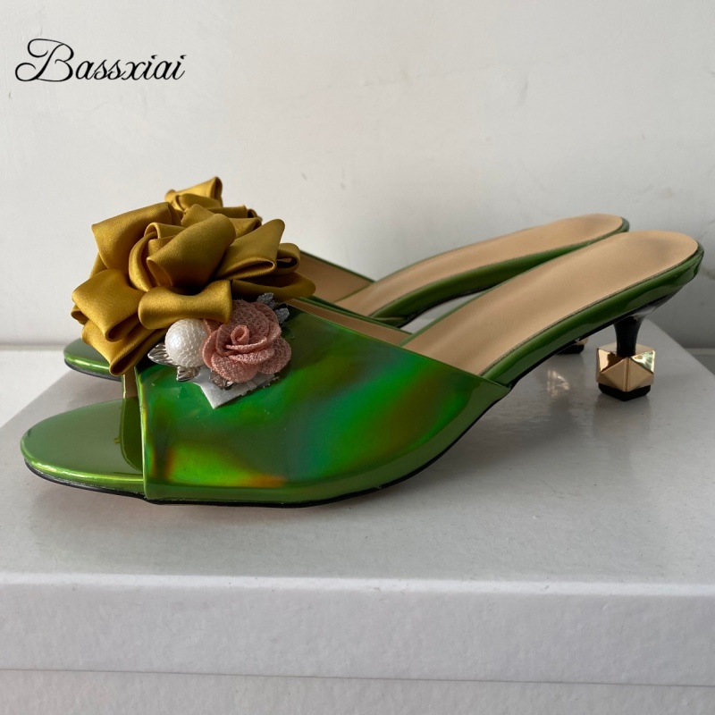 Crystal Decor Handmade Flower  – Kitten Heel Women Bewertung und Preis