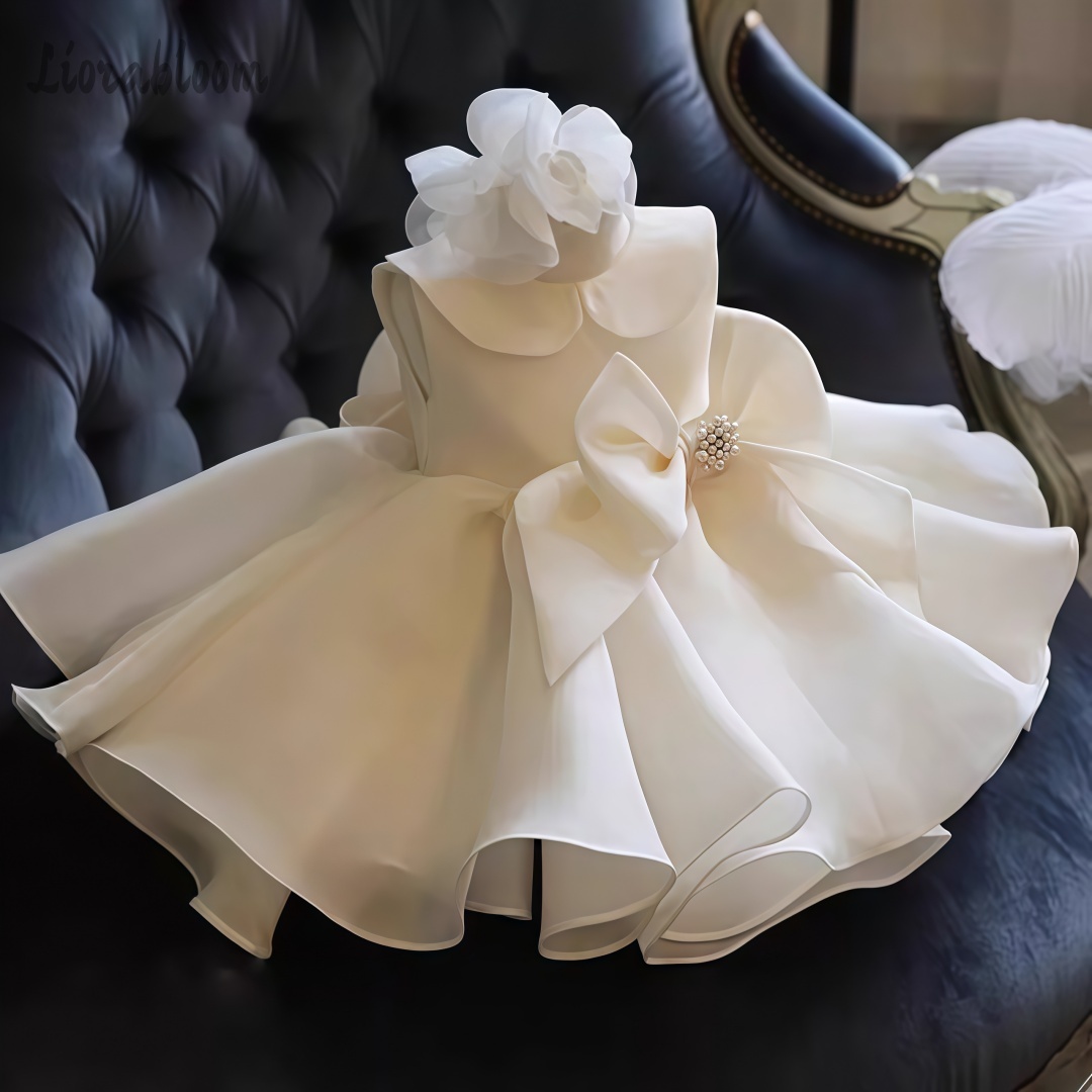 White Pearl Embellished Dress  – Formal Attire Woman Bewertung und Preis