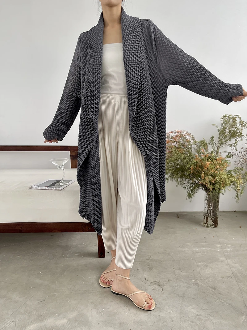 YUDX Miyake These 2024 Spring  – Trench Coat Formal Bewertung und Preis