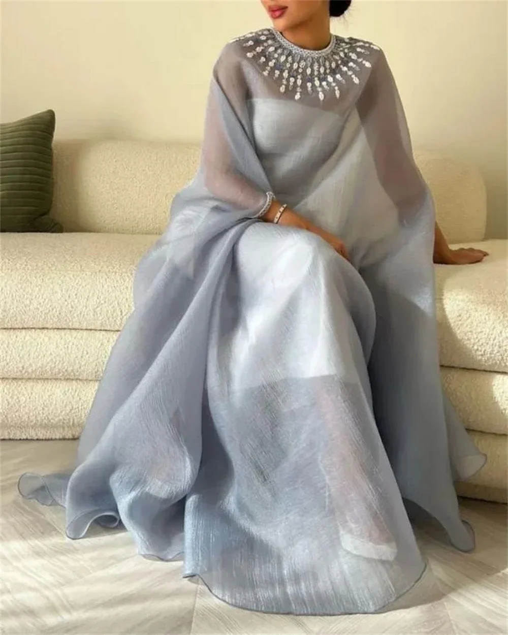Customized Robes Saudi Arabia  – Women Formal Wear Dubai Bewertung und Preis