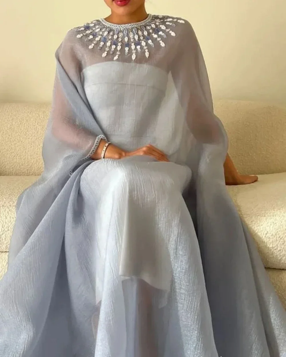 Customized Robes Saudi Arabia  – Women Formal Wear Dubai Bewertung und Preis