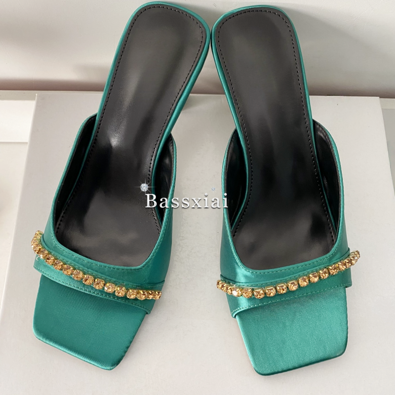 Crystal Narrow Band Chain Deco – Kitten Heel Women Bewertung und Preis
