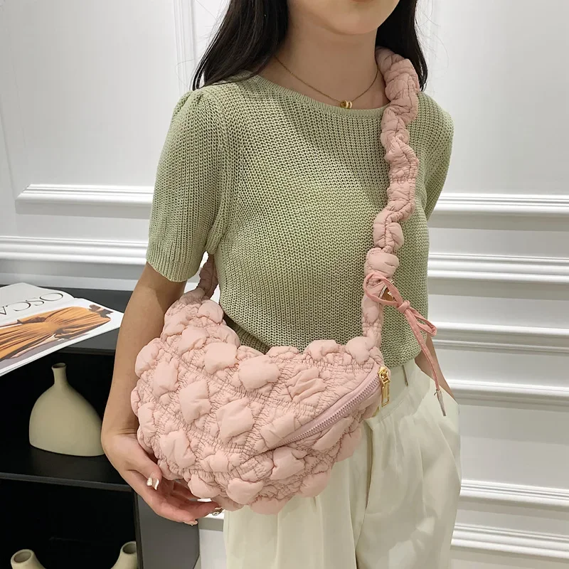 Niche Bubble Cloud Pleated Und – Shoulder Bag Structured Bewertung und Preis