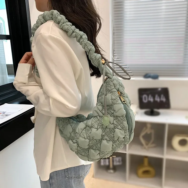 Niche Bubble Cloud Pleated Und – Shoulder Bag Structured Bewertung und Preis